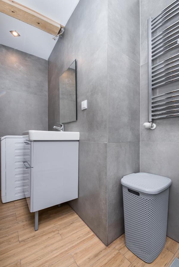 Apartament Nowy Swiat 1 Gliwice Buitenkant foto